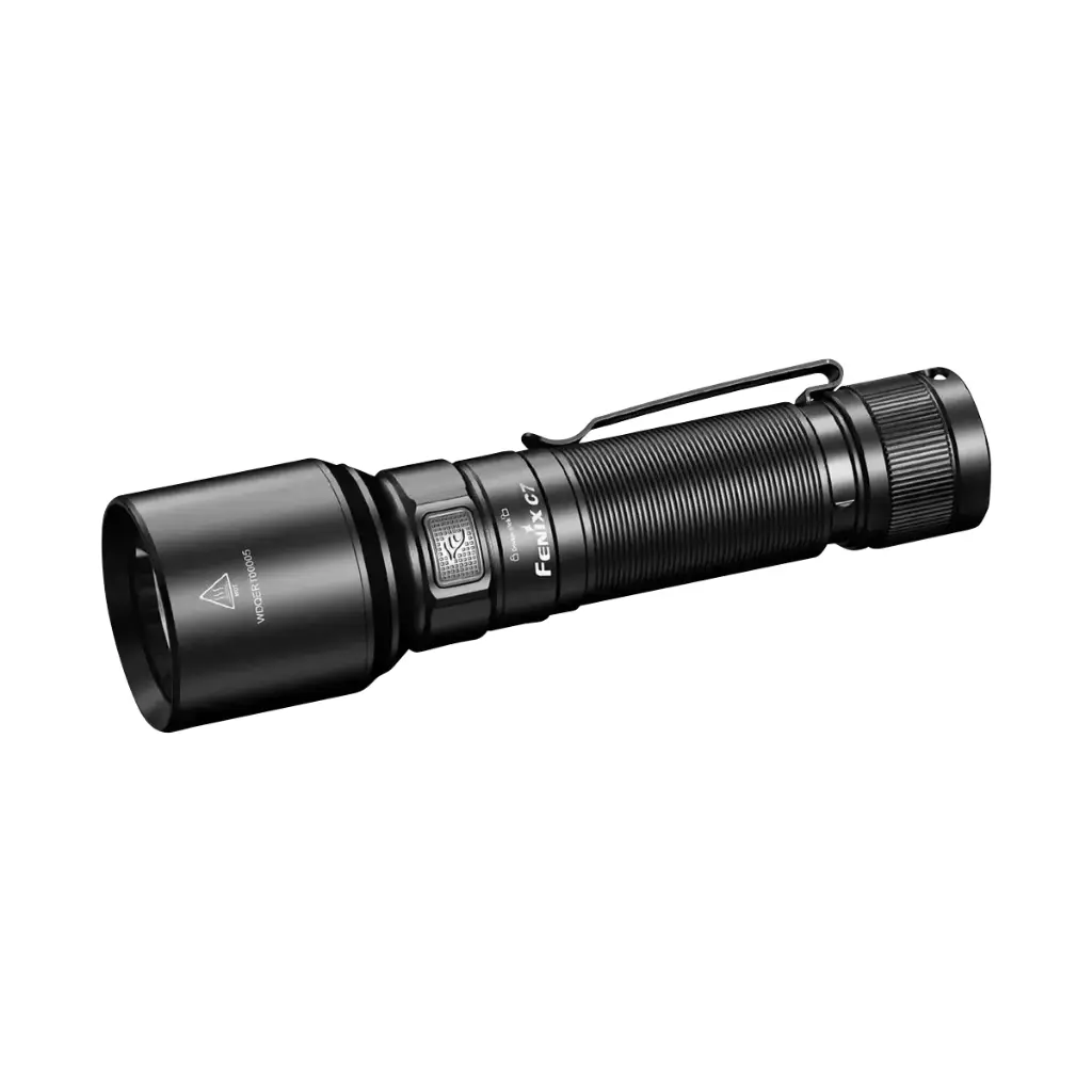 The Fenix C7 Flashlight. Up to 3000 lm, max. distance of 470 m. The magnetic base.